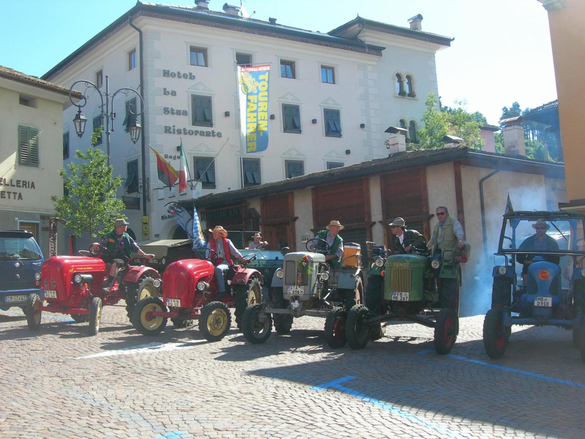 Historic Hotel Ristorante La Stua Кавалезе Екстериор снимка
