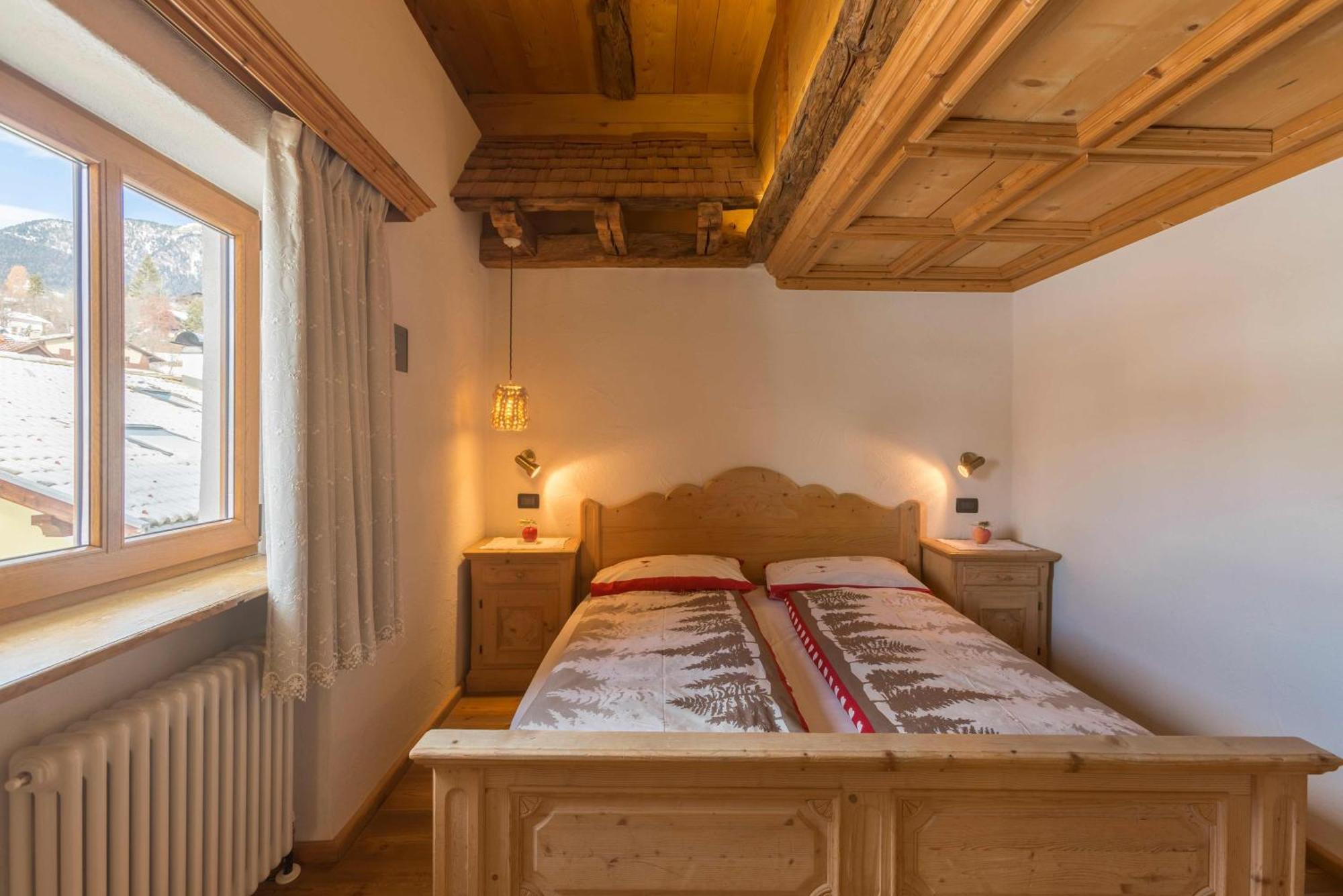 Historic Hotel Ristorante La Stua Кавалезе Екстериор снимка