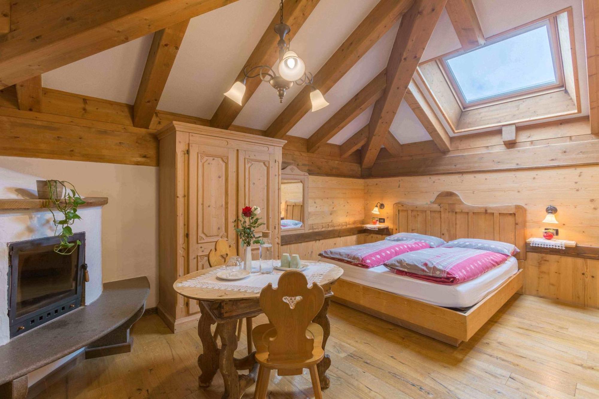 Historic Hotel Ristorante La Stua Кавалезе Екстериор снимка