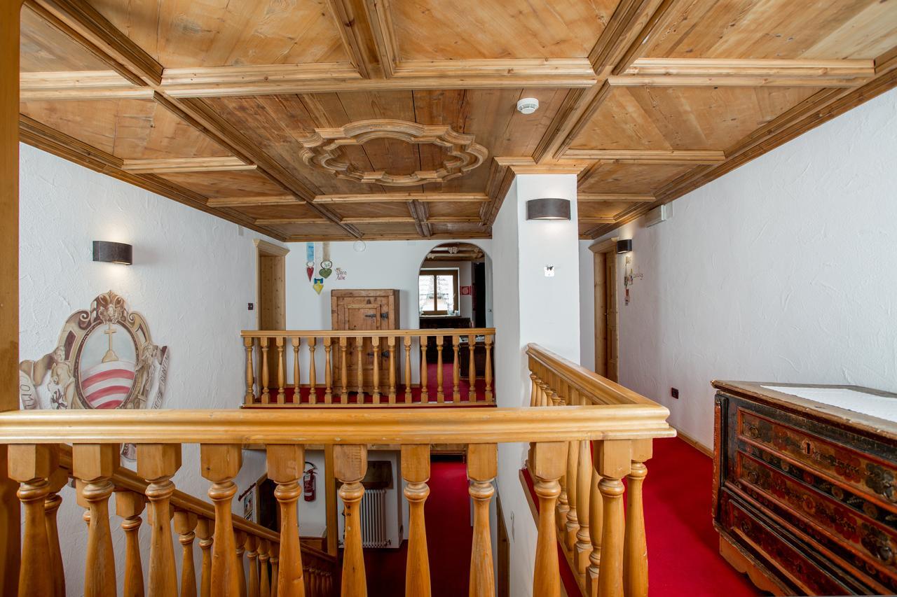 Historic Hotel Ristorante La Stua Кавалезе Екстериор снимка